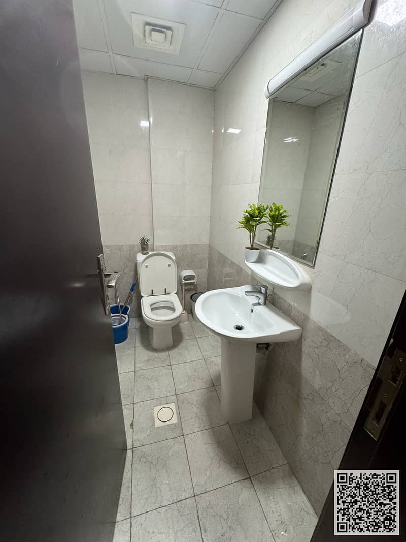 10 06591c5c-5b08-4965-8f77-3319c19eedae. jpg