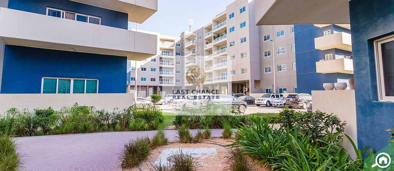 12 Al_Reef_Downtown_cover_180719_ab33896560. jpg