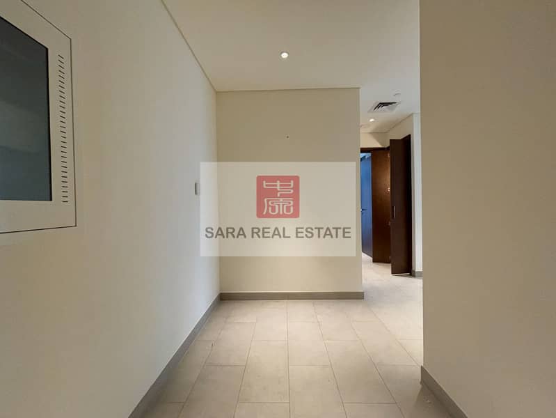 2 Main Entrance. JPG