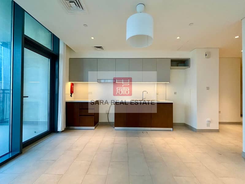 5 Kitchen 2. JPG
