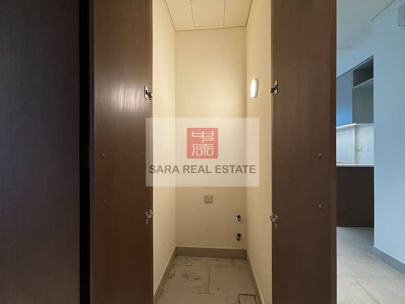 10 Washroom 1. JPG