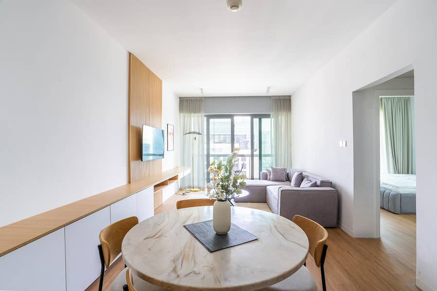 10 8 BLVD - 1BR-2. jpg