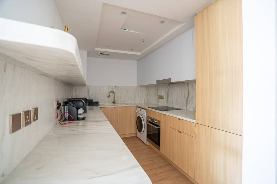 11 8 BLVD - 1BR-17. jpg