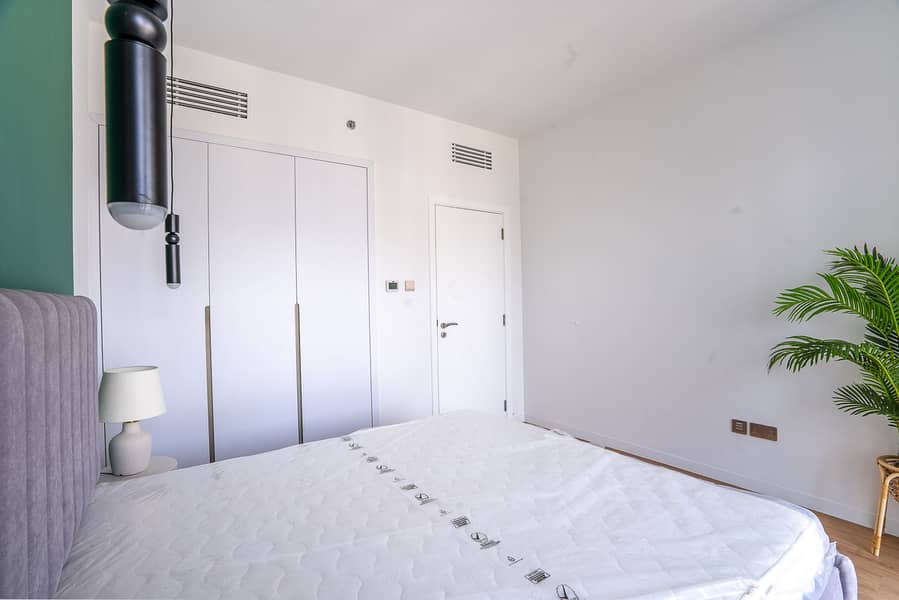 15 8 BLVD - 1BR-10. jpg