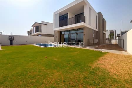 4 Bedroom Villa for Sale in Al Furjan, Dubai - Single Row | Stunning Views | Larger Plot + Pool