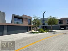Freehold | Single Row | Ready and Vacant