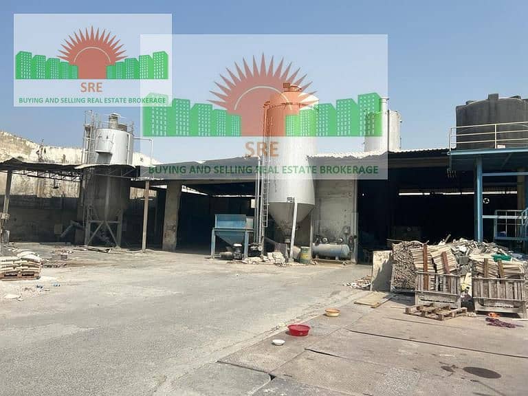 位于工业园区，工业园区2号 的商业地块 15000000 AED - 10862081