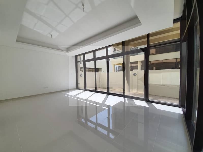 3BR + Maid room| Vacant |Spacious layout