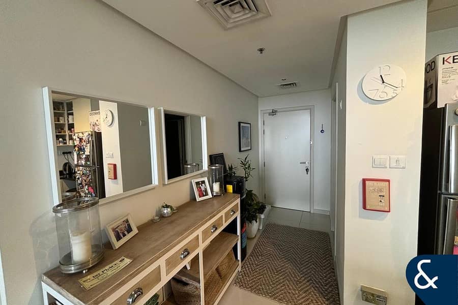Rare Open Views | High Floor | Vacant Soon Rare Open Views | High Floor | Vacant Soon