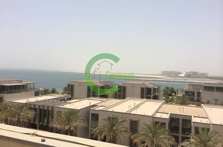 Home with A Water Front!6BR Podium Villa Home with A Water Front!6BR Podium Villa