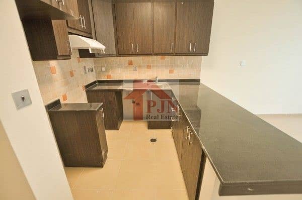 18 kitchen. jpg