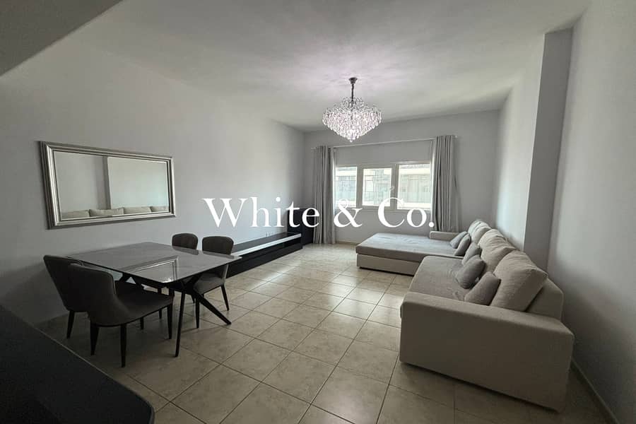 Fully Furnished | Spacious | Bright Unit Fully Furnished | Spacious | Bright Unit