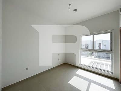 3 Bedroom Villa for Rent in Dubailand, Dubai - Stunning and Spacious 3BR +Maid`s | Vacant