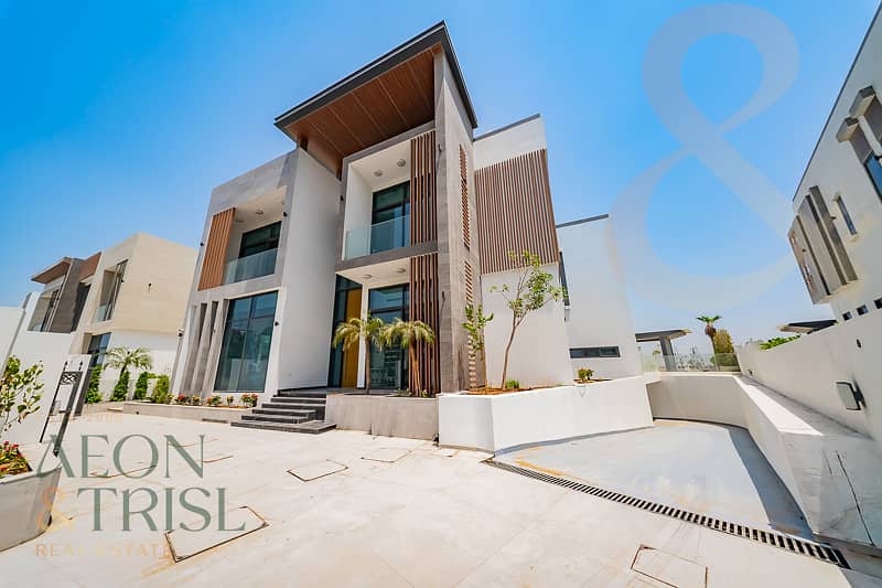 Ultra Luxurious Villa | 6BD | Imported Fittings