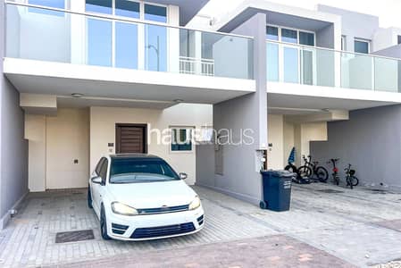 3 Bedroom Townhouse for Rent in DAMAC Hills 2 (Akoya by DAMAC), Dubai - Exclusive | Well Maintained | Bright And Spacious