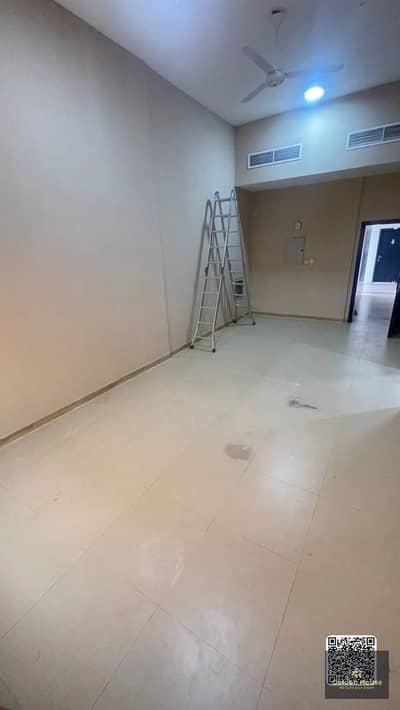 فلیٹ 1 غرفة نوم للايجار في المويهات، عجمان - صورة واتساب بتاريخ 1447-01-15 في 15.47. 31_bb3cf049. jpg
