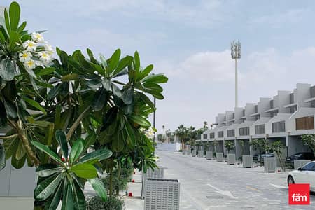 2 Bedroom Villa for Sale in Mohammed Bin Rashid City, Dubai - Mag Eye Home Direct Meydan Access| Gated Community