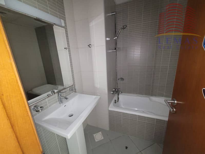 7 0cc6ef96-a146-470e-9279-c8f0982eed48. jpg