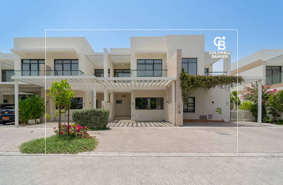 位于达马克山庄,公园1号别墅区 4 卧室的联排别墅 4000000 AED - 12186741 位于达马克山庄,公园1号别墅区 4 卧室的联排别墅 4000000 AED - 12186741