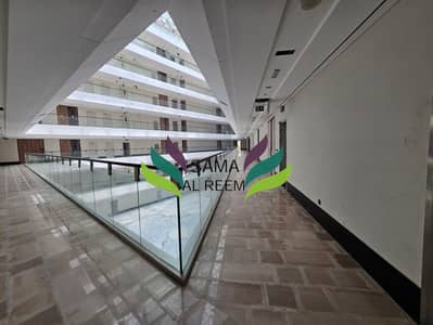 معرض تجاري  للايجار في بر دبي، دبي - 20250705_141154. jpg