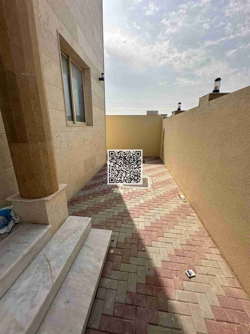 12 1000099912. jpg