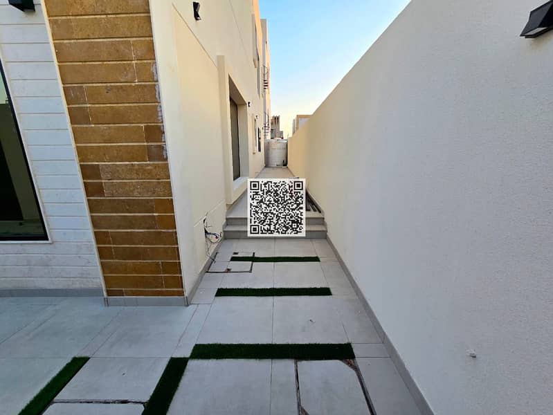 5 WhatsApp Image 2025-04-28 at 2.15. 17 PM (1). jpeg
