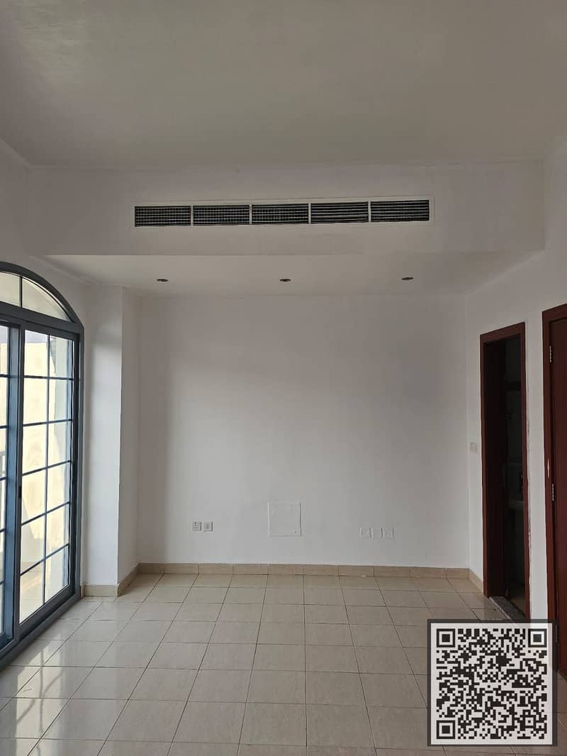 3 8684a4ba-3864-4ddc-b5d4-cc6411fab3ce. jpg