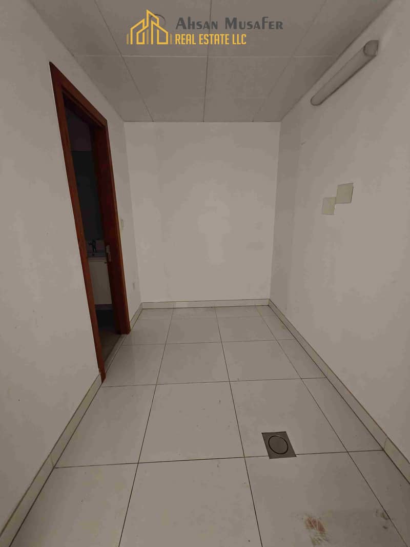 11 1000311482. jpg