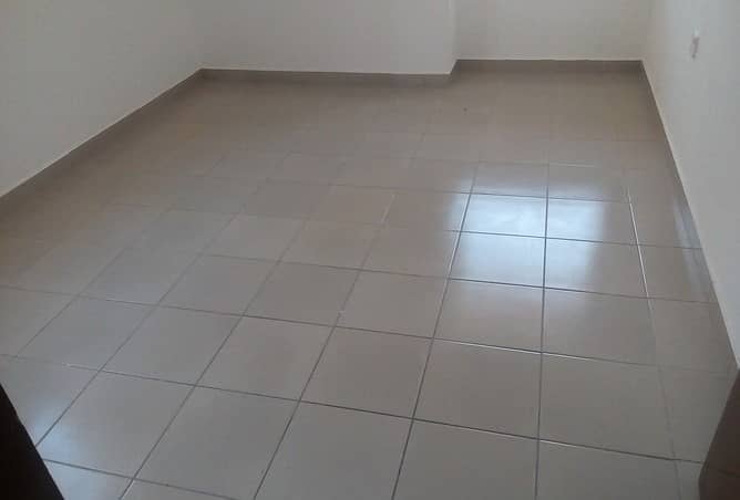 Near To Madeena Mall _ Nice 2BR with Facilities _ Rent 40k in 4/6 Cheques _ For Info Call Mohammad