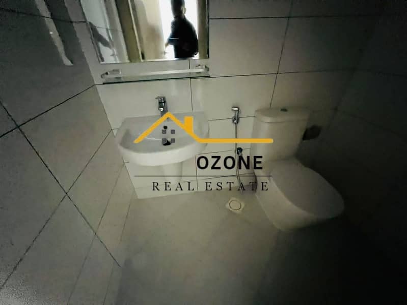 13 1000715175. jpg