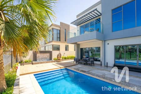 4 Bedroom Villa for Sale in Jumeirah Park, Dubai - Custom 4BR | Lake View | Jumeirah Park Homes