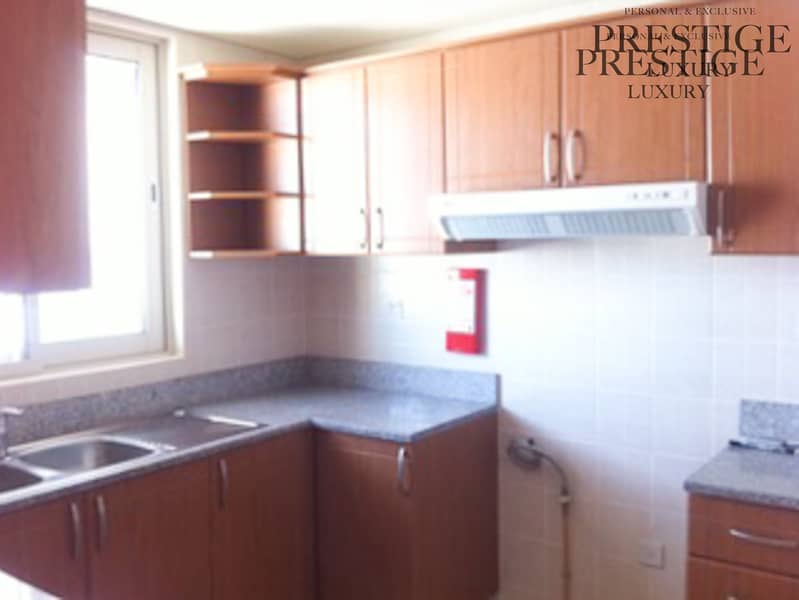 9 kitchen. jpg