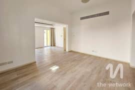 فیلا في زلال 1،زلال،البحيرات 3 غرف 290000 درهم - 12195254