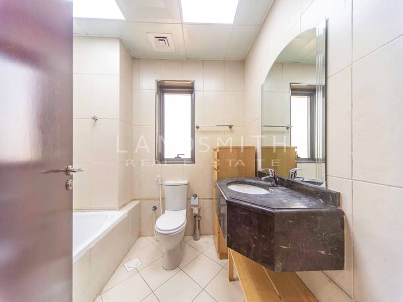 11 MBR Toilet p1. jpg
