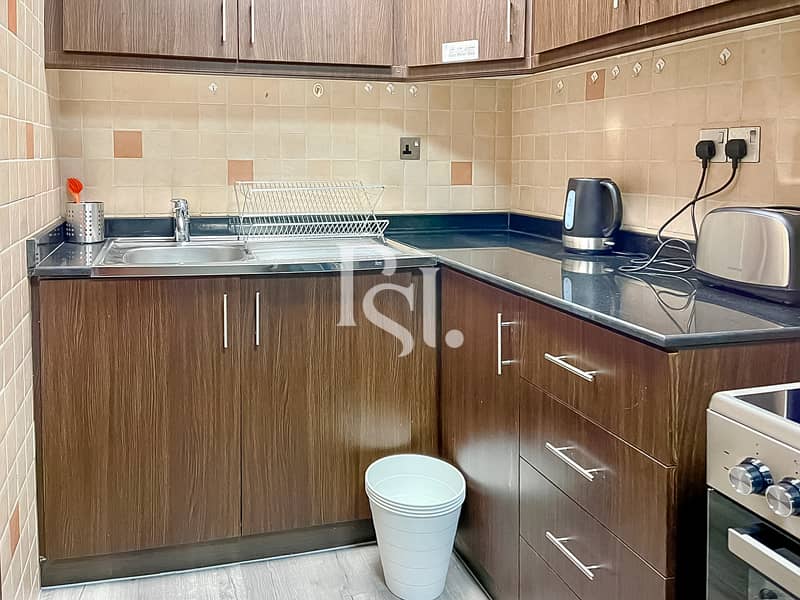 14 c4-hydra-avenue-city-of-lights-al-reem-island-abu-dhabi-kitchen (2). JPG