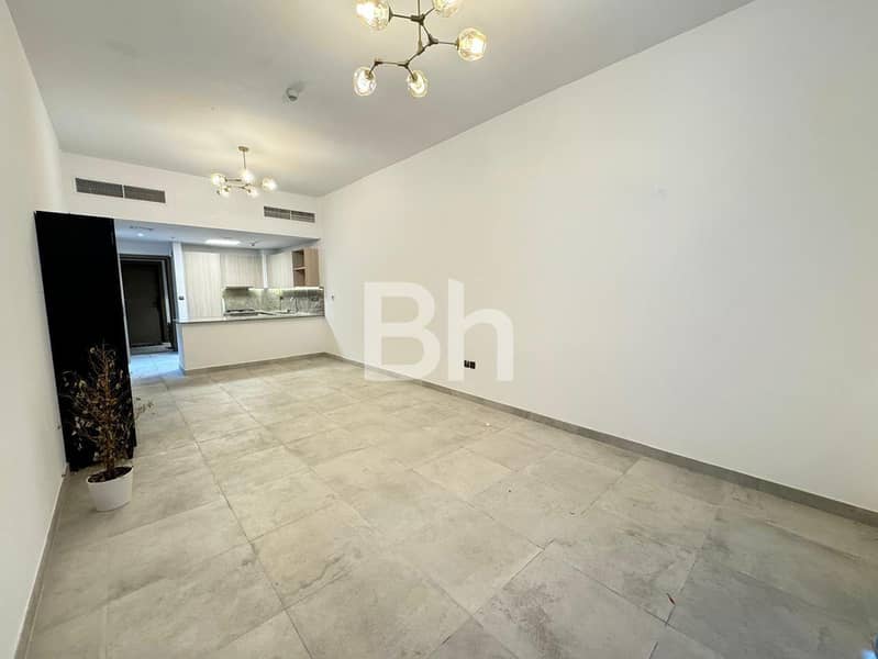 位于朱美拉环形村(JVC),JVC第10区,蔚蓝海岸公寓 1 卧室的公寓 80000 AED - 12196411 位于朱美拉环形村(JVC),JVC第10区,蔚蓝海岸公寓 1 卧室的公寓 80000 AED - 12196411