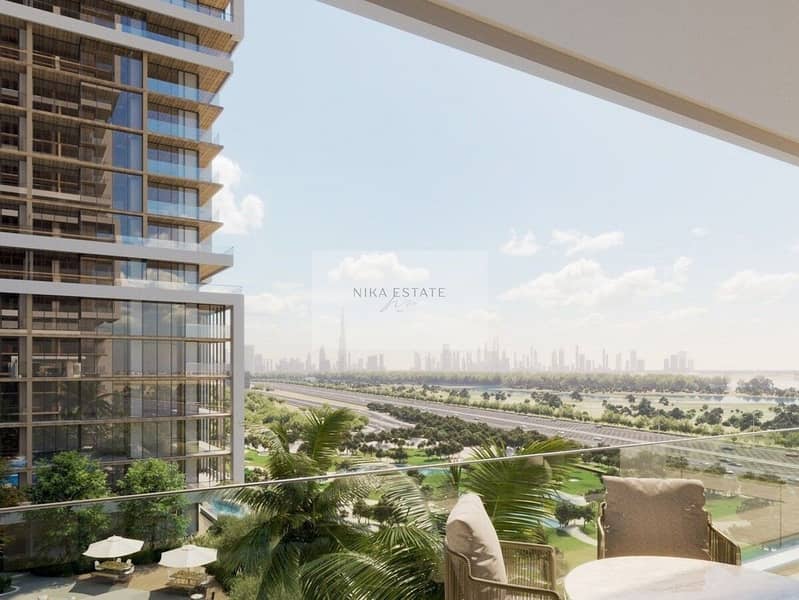 4 642697fd71eb3d37c5407e5a-balcony. jpg