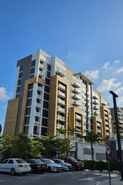 Shop for Sale in Meydan City, Dubai - azizi-riviera-20_kgtZW_xl. jpg