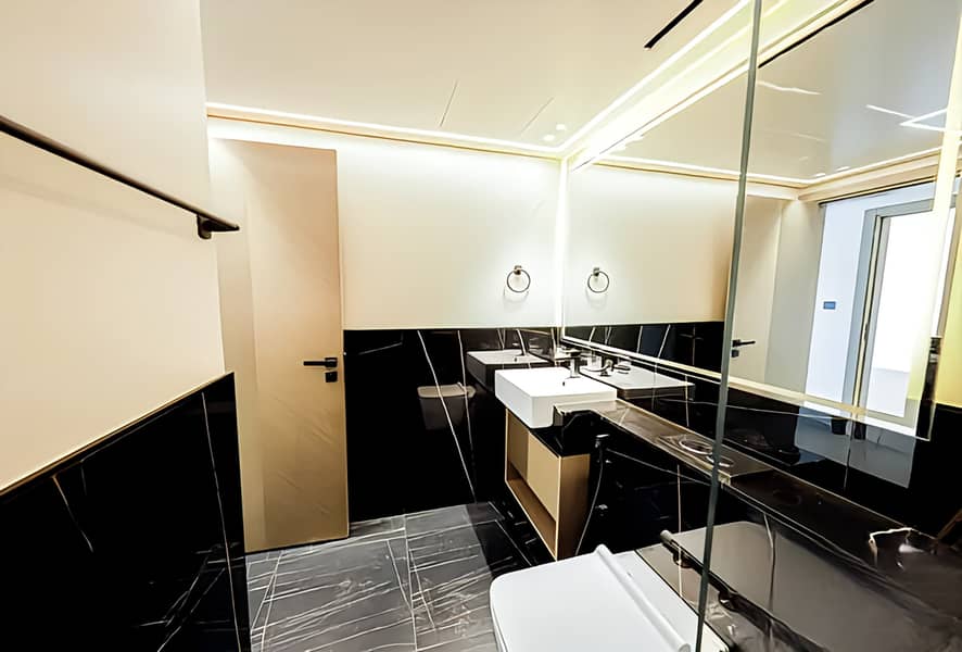 13 Modern_Finishing___Open_Creek_View___Mid_Floor-13. jpg