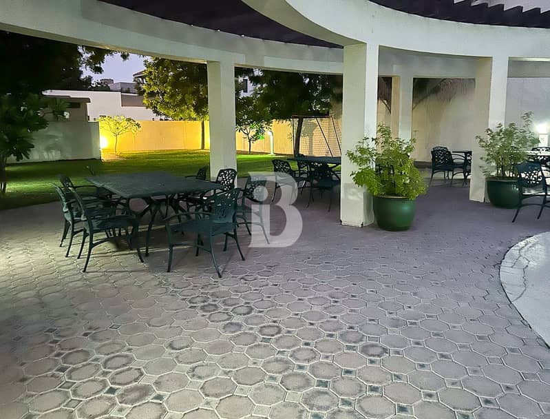 Villa in a compound| Family or Republic office use