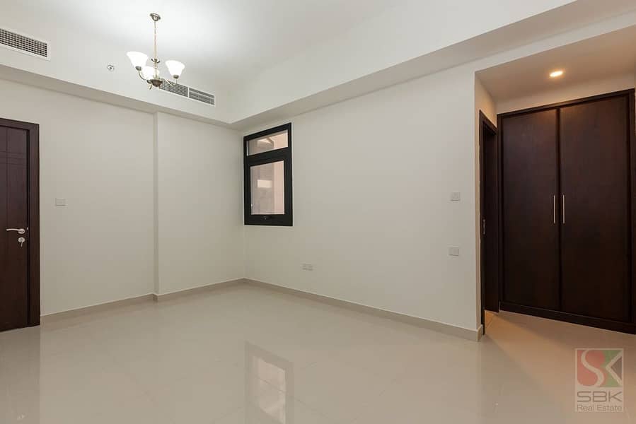 6 Al Bahri Grand Residence_SBK-5864. JPG