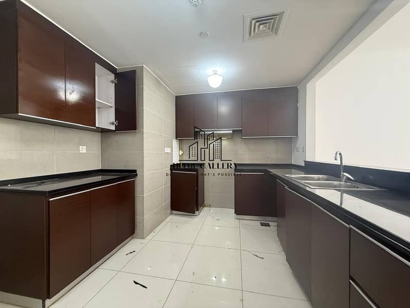 11 ec3cde94-8cb0-4b4a-becf-32cdd8bd4800. jpg