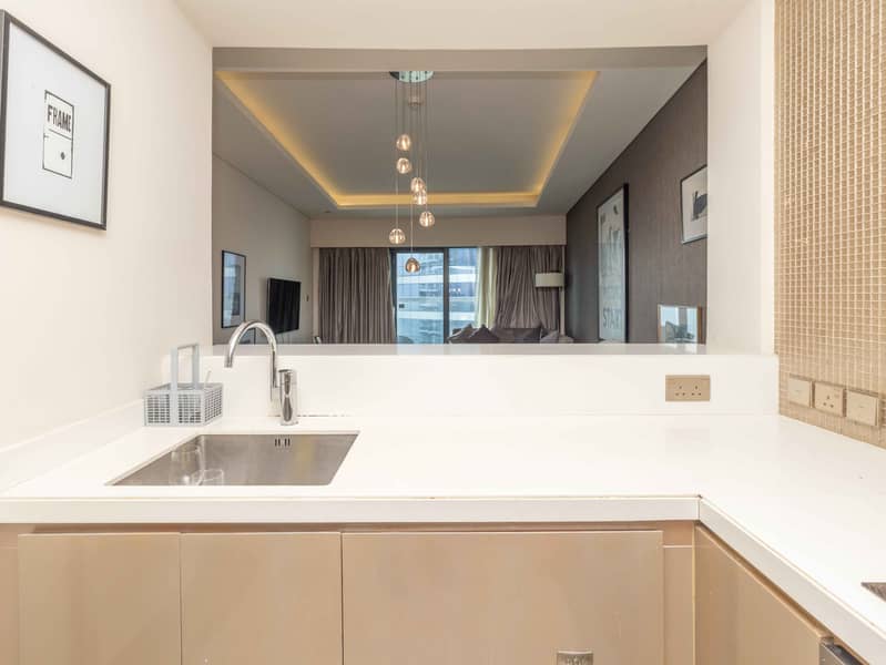 6 Fully_Furnished___High_Floor___Luxury_1BR-10. jpg