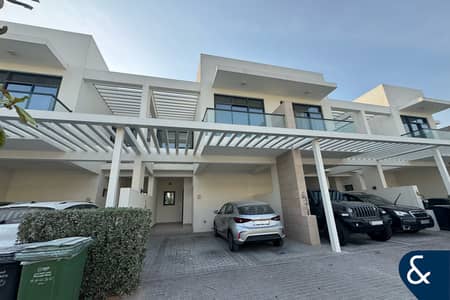 3 Bedroom Townhouse for Rent in DAMAC Hills, Dubai - Park Facing | Green Views | Vacant
