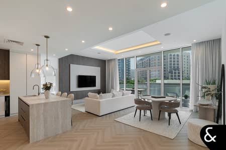2 Bedroom Apartment for Sale in Palm Jumeirah, Dubai - Upgraded - Private Beach Access - Vacant