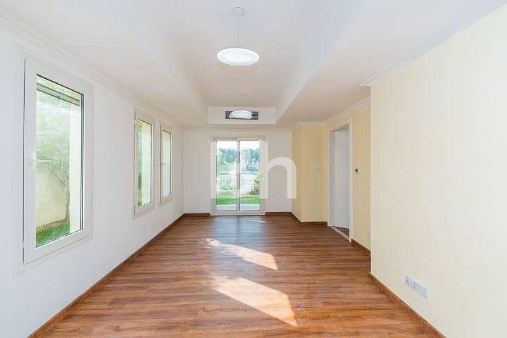 Full lake View | Upgraded | Vacant Now Full lake View | Upgraded | Vacant Now