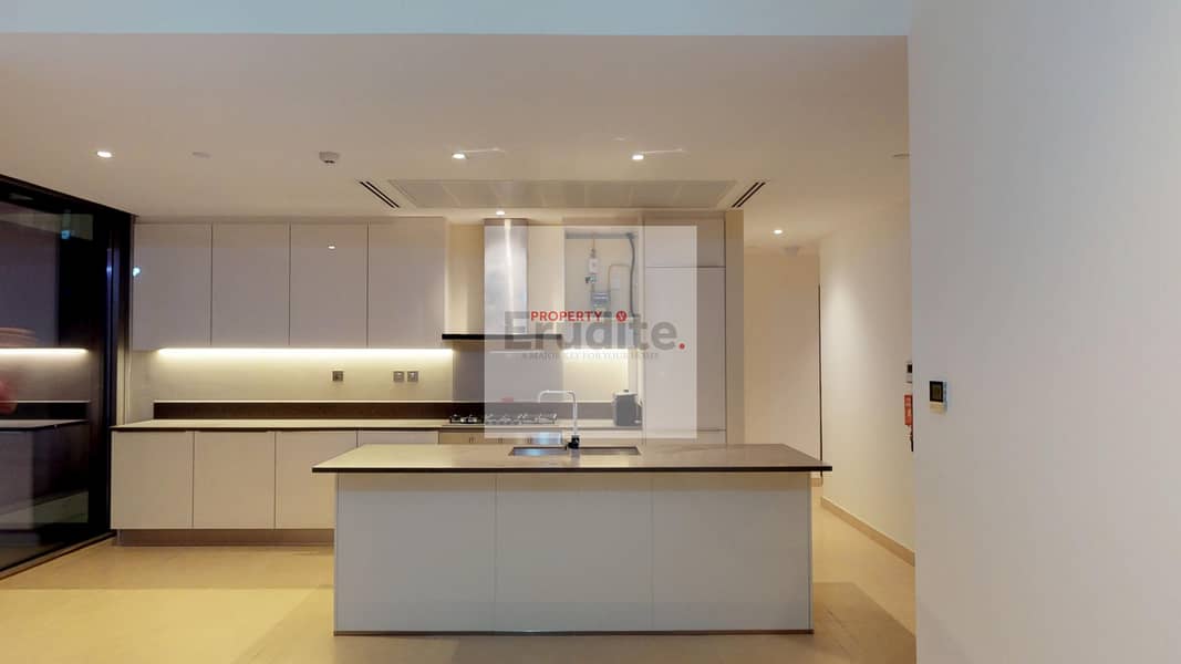 10 MG2-2BR-Corner-Unit-Partial-Marina-View-1255-sqft-09-03242025_135456. jpg