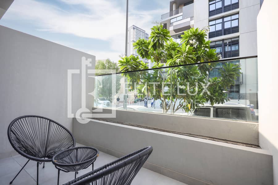 13 balcony 2-min. jpg