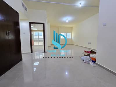 شقة 3 غرف نوم للايجار في شارع الفلاح، أبوظبي - WhatsApp Image 2025-05-15 at 5.21. 54 PM (1). jpeg