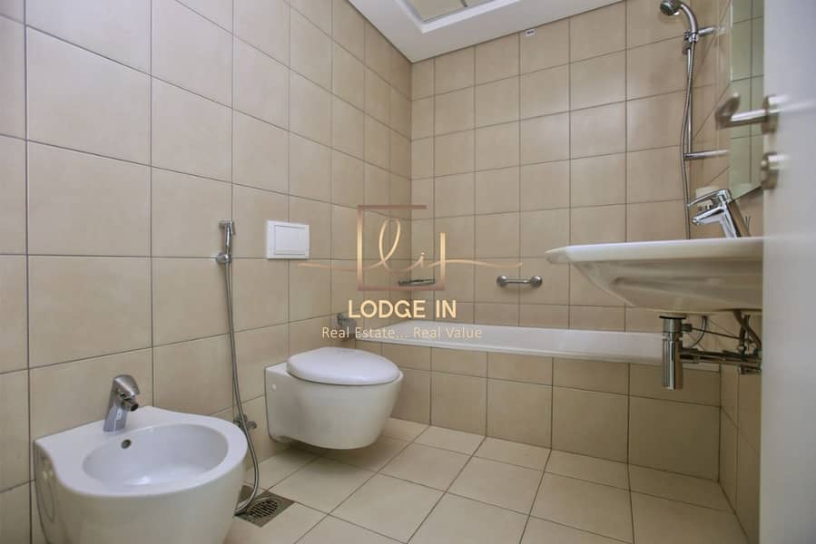12 bathroom. png